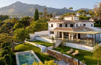 Spanish Moonlight Holiday Home