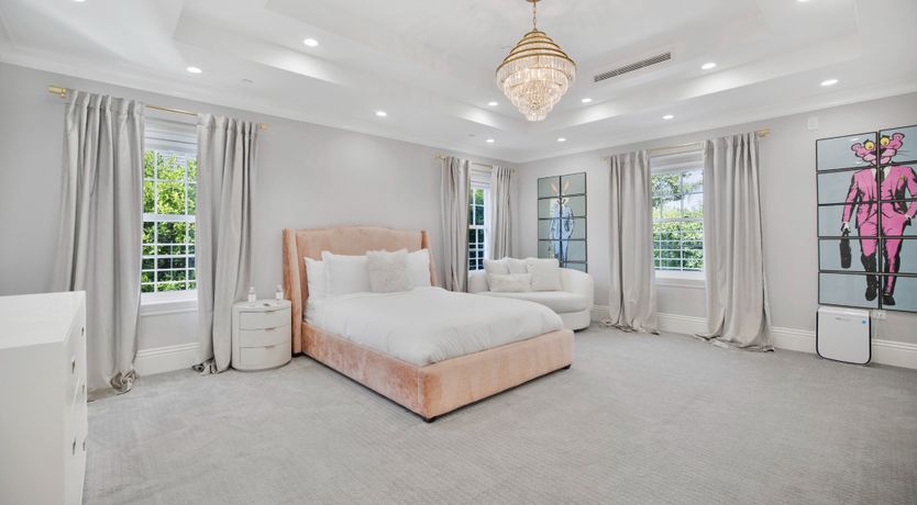 Photo of The Pinnacle of Luxury