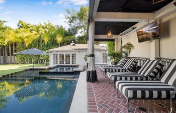 The Pinnacle of Luxury Holiday Home