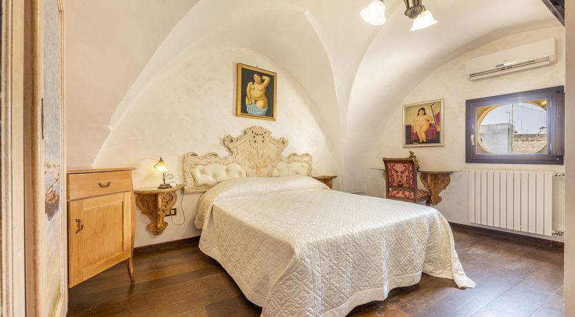 Photo of Salt & Earth