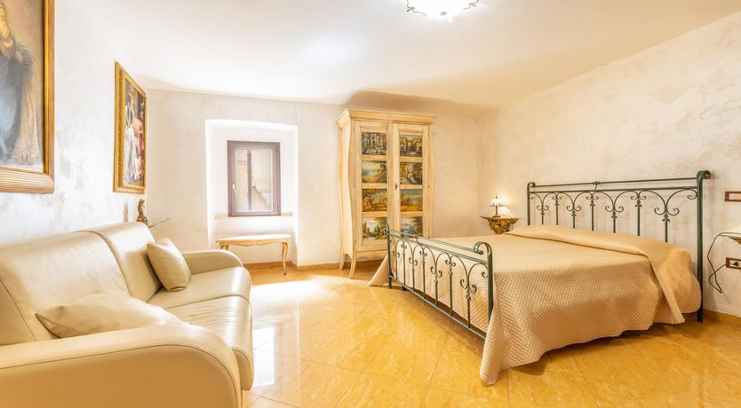 Photo of Salt & Earth