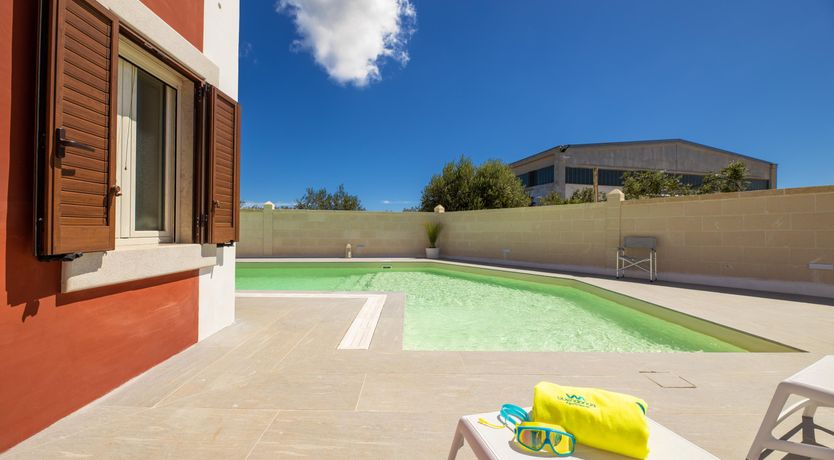 Photo of Town & Country Abode