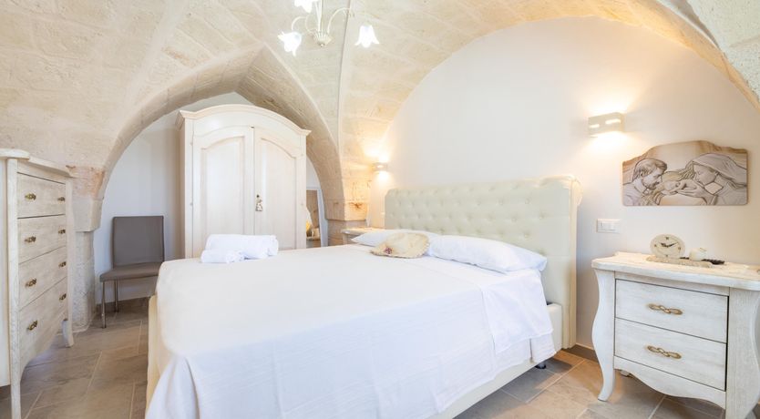 Photo of Town & Country Abode