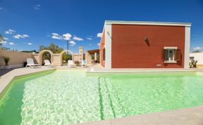 Photo of Town & Country Abode