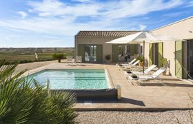 Photo of olive-villa