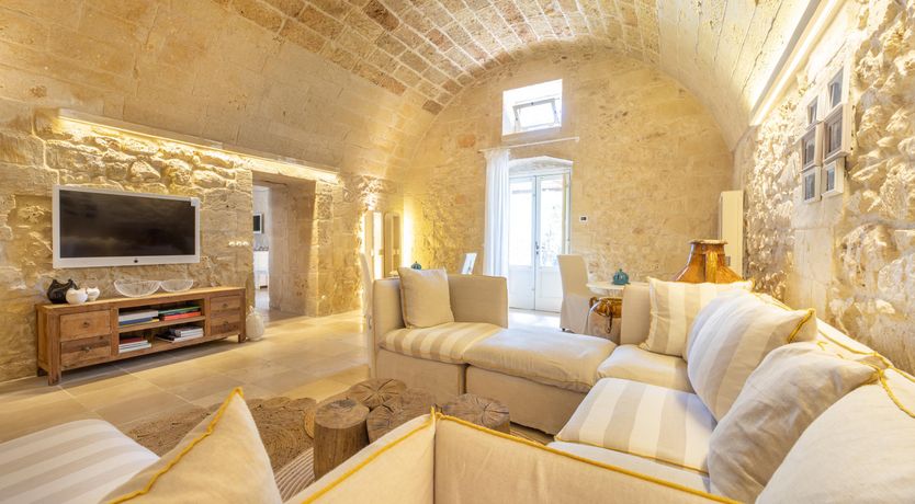 Photo of Quiet Stone