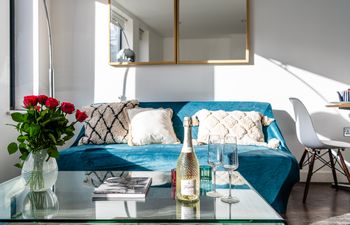 Elegant & Fine Holiday Home