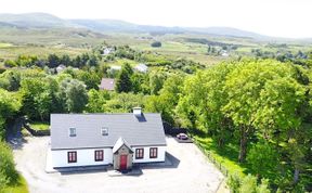 Photo of Red Deer Cottage