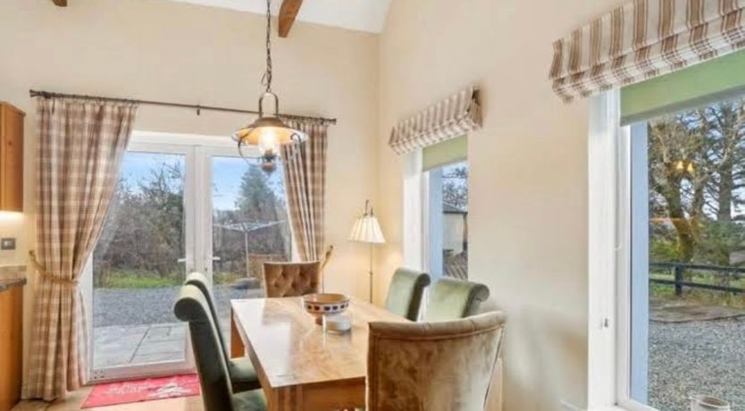Photo of Red Deer Cottage