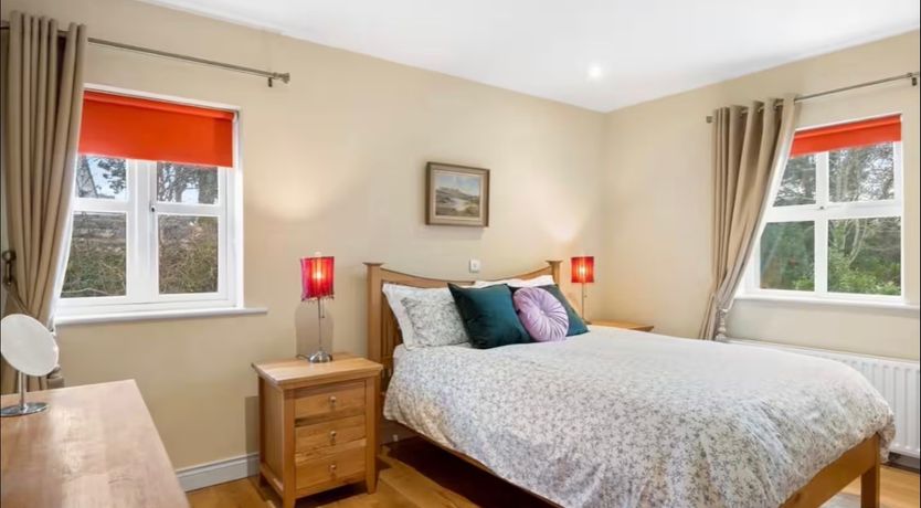 Photo of Red Deer Cottage