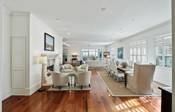 Oceanfront Retreat Holiday Home