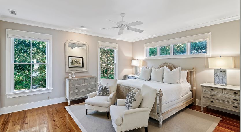 Photo of Oceanfront Retreat