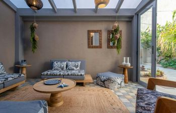 Cretan Courtyard Garden Holiday Home