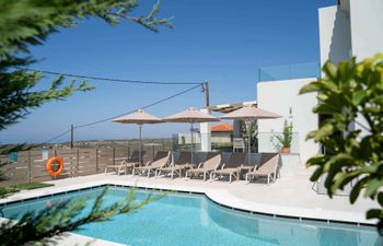 Arkadi Dreams Holiday Home