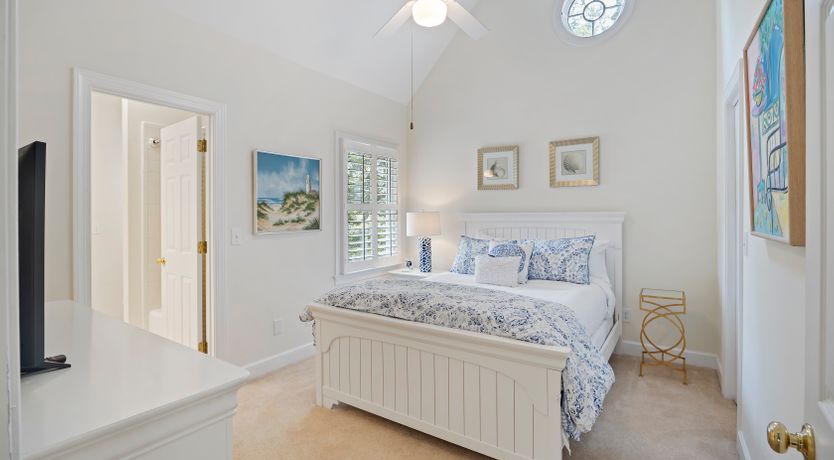 Photo of Island Dawn