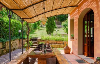 The Florentine Garden Holiday Home