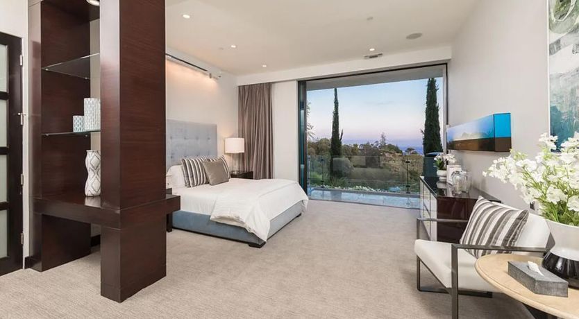Photo of Beverly Hills Riche