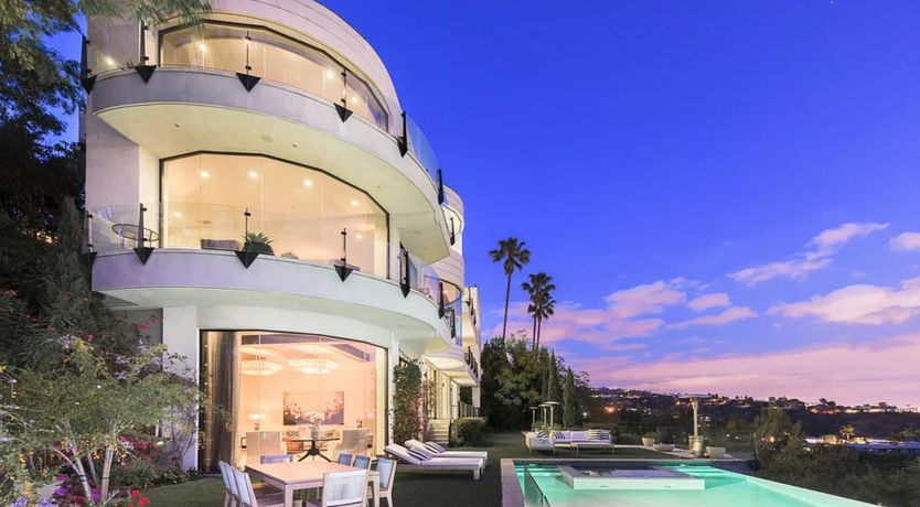 Photo of Beverly Hills Riche
