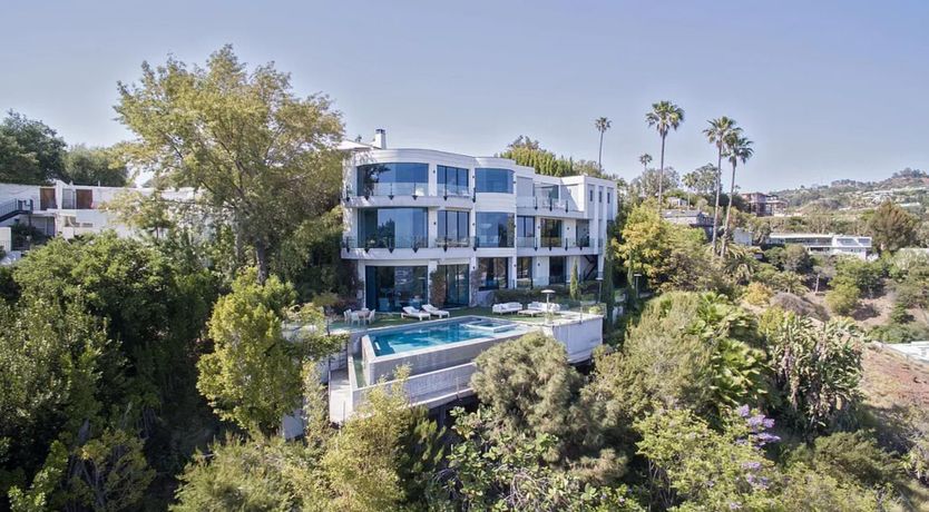 Photo of Beverly Hills Riche
