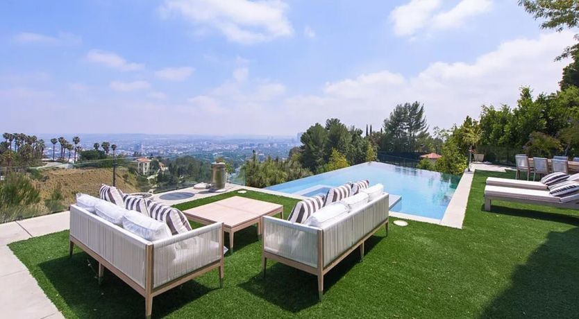 Photo of Beverly Hills Riche