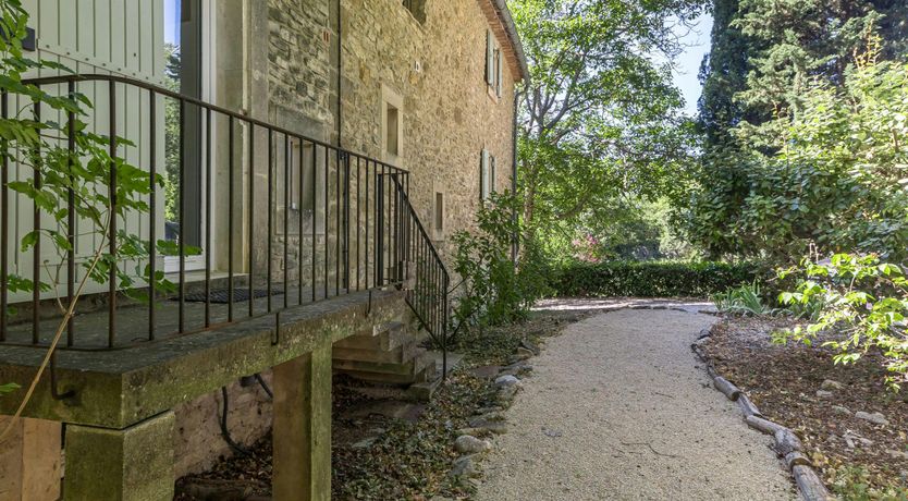 Photo of Bonny Bonnieux