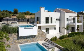 Photo of Skaleta Grove