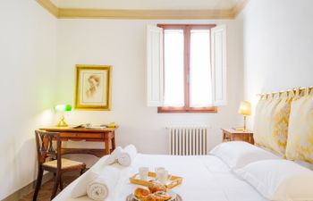 Renaissance Reborn Holiday Home