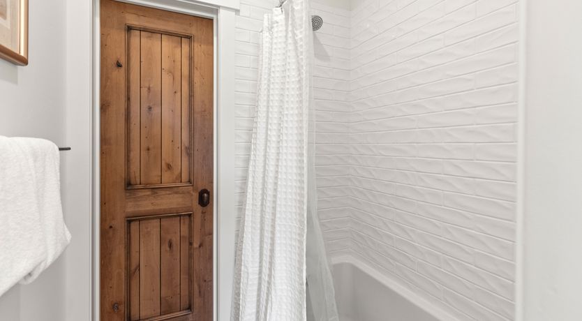 Photo of Jade Summit