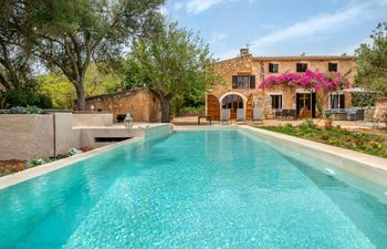 Forever in our Love Holiday Home