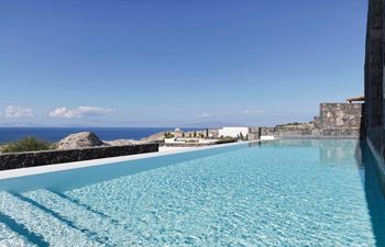 Volcanic Isle Vista Holiday Home