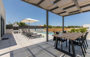Grecian Getaway Holiday Home