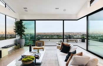 Sunset & Sauna Holiday Home