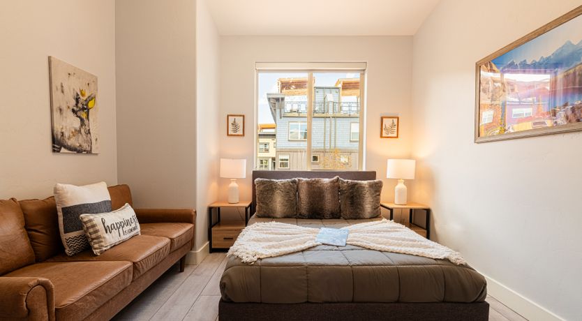 Photo of Happy & Free