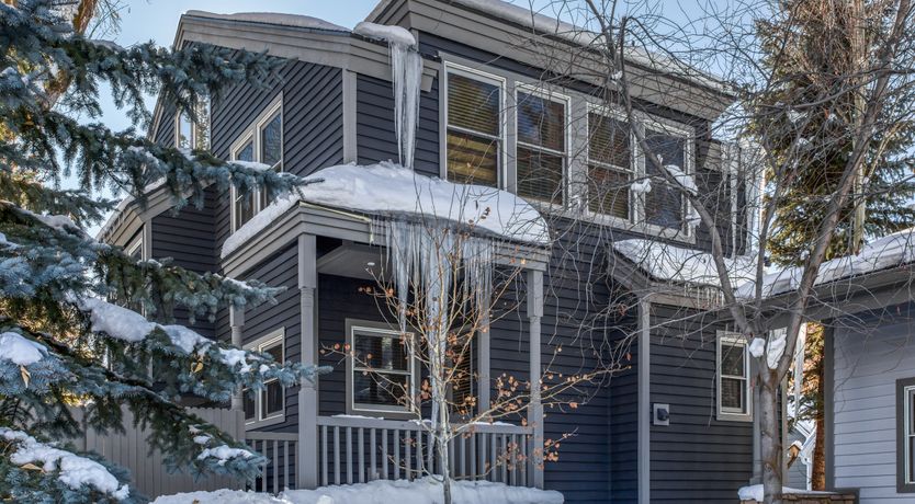 Photo of Gentle Mountain Light