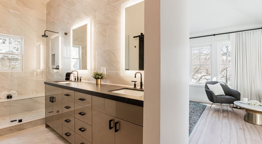 Photo of Gentle Mountain Light