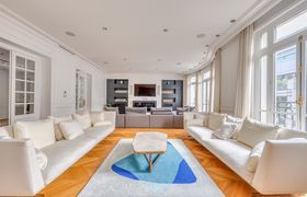 Photo of a-charming-corner