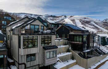 Alpine Afterglow Holiday Home