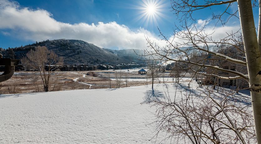 Photo of Mountain Memoire