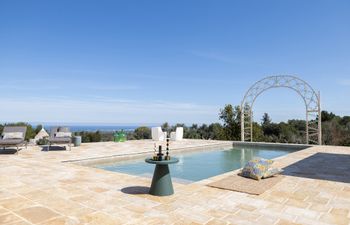 Olive Tree Abode Holiday Home