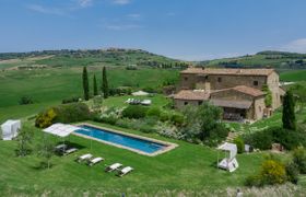 Photo of panoramic-valley