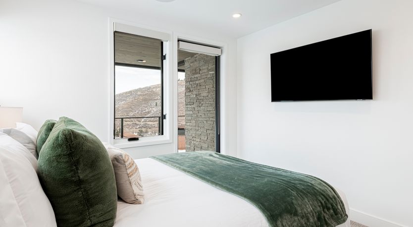 Photo of Serene Rise