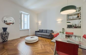 City Embrace Holiday Home