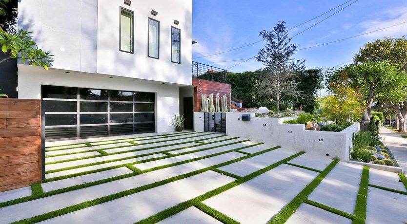 Photo of Hollywood Sanctuary