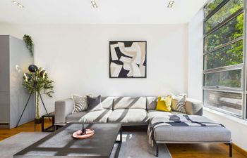 The Camden Warehouse Holiday Home