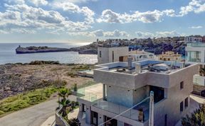 Photo of Azure Harbour