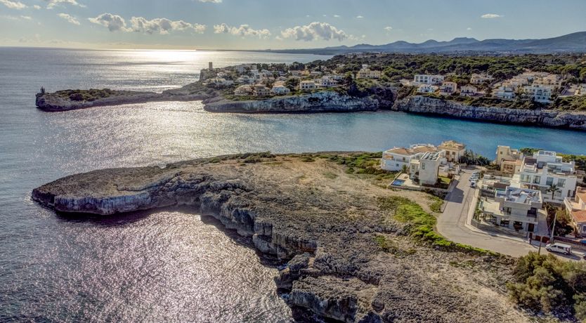 Photo of Azure Harbour