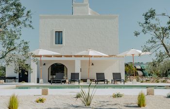 Barefoot Summer Holiday Home