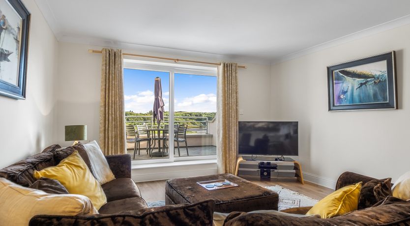 Photo of 4 Harbour Heights