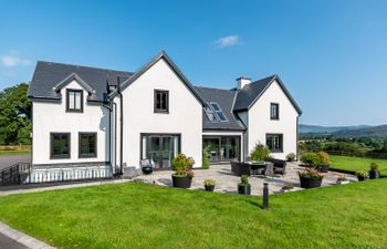Lavish Kenmare Getaway Holiday Home