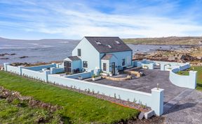 Photo of Ocean Mist Luxurious Seaside Haven